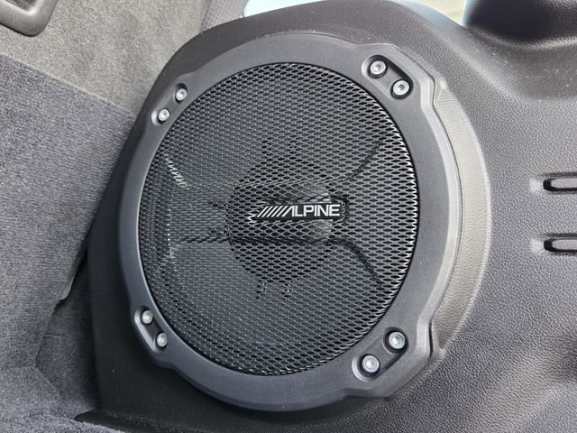 Used 2025 Jeep Wrangler Sahara image 19