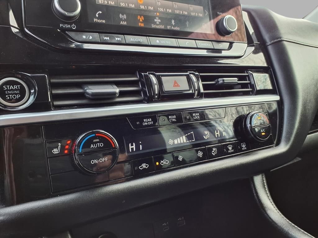 Certified 2024 Nissan Pathfinder SV image 7