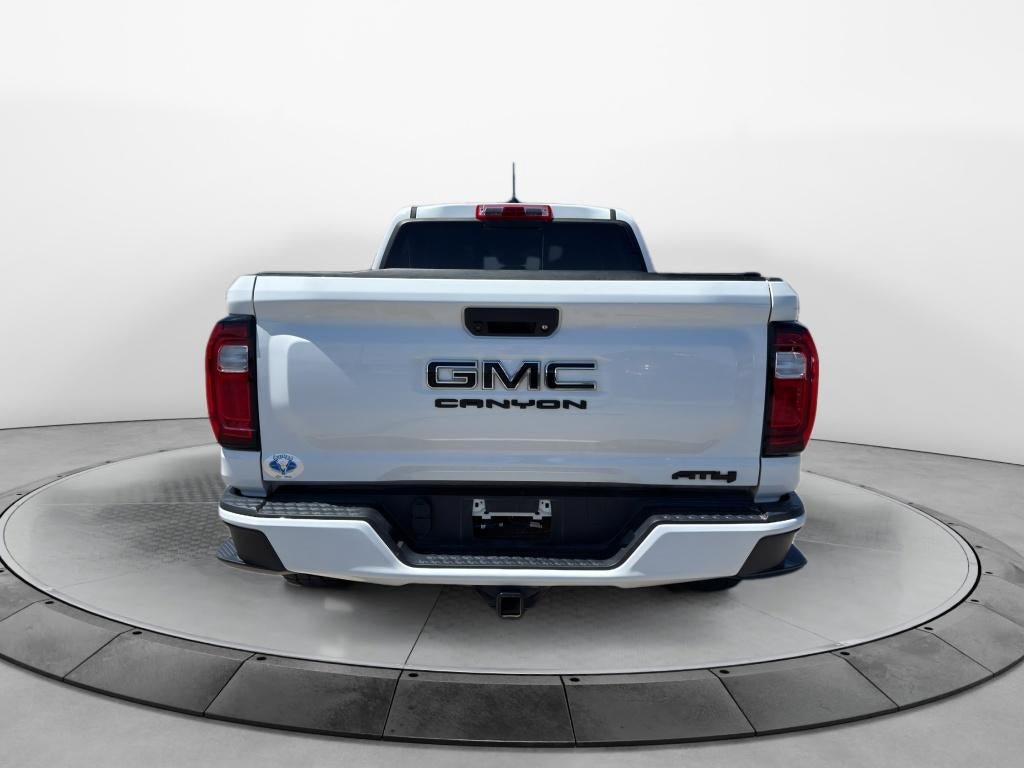 Certified 2024 GMC Canyon AT4 AWD/4WD image 5
