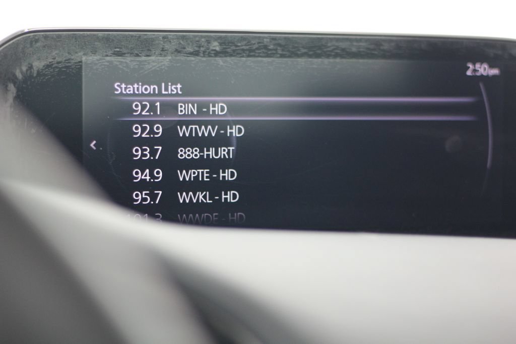 Used 2019 MAZDA MAZDA3 Sedan w/ Preferred Package FWD image 20