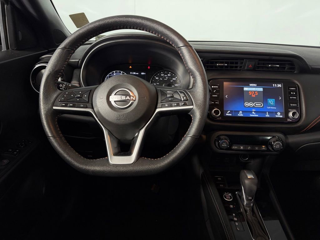 Used 2022 Nissan Kicks SR FWD image 13