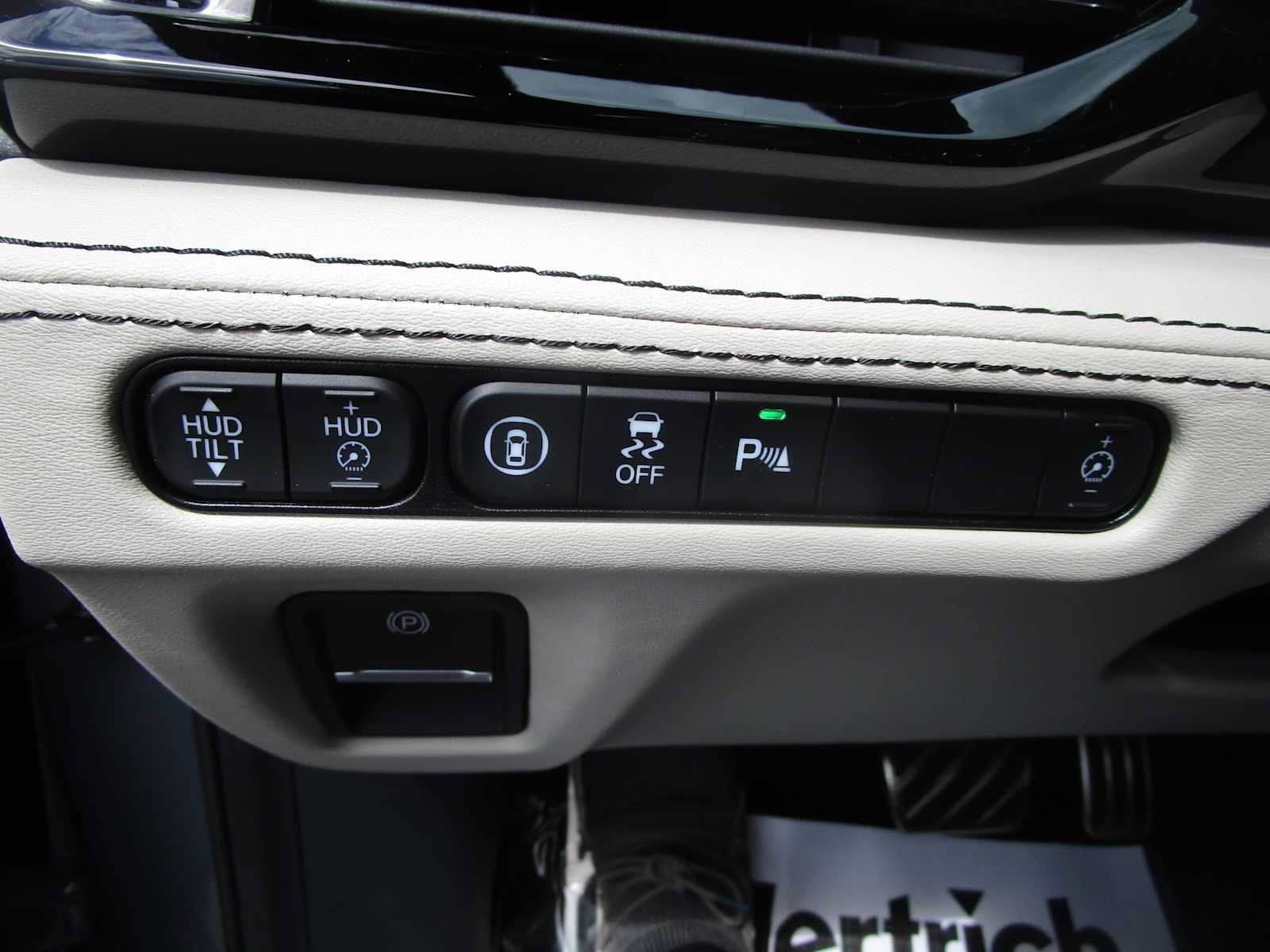 Certified 2026 Acura MDX A-Spec AWD/4WD image 17