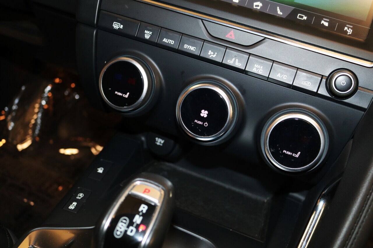 Used 2020 Jaguar E-PACE SE AWD/4WD image 42