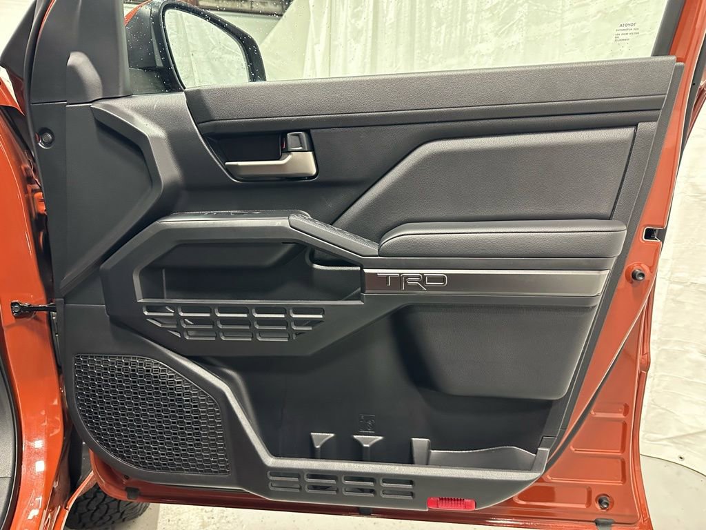 Used 2025 Toyota Tacoma TRD Off-Road image 54