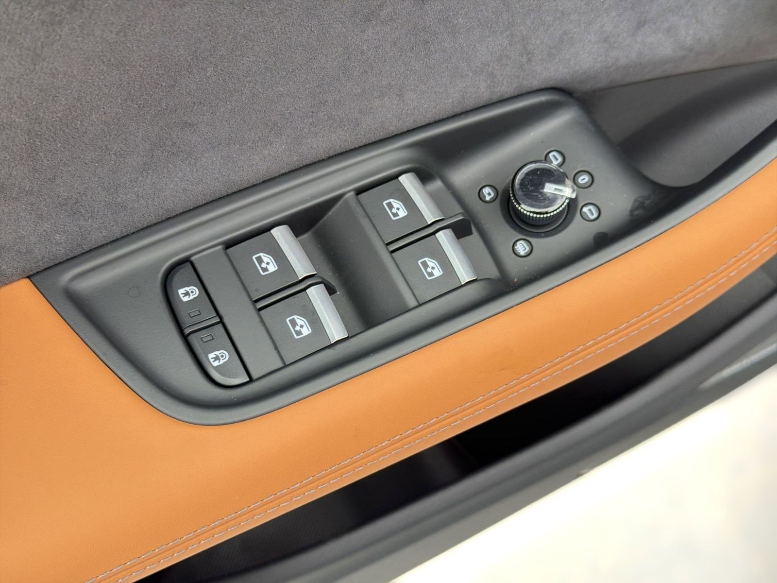 New 2026 Audi RS Q8 performance image 21