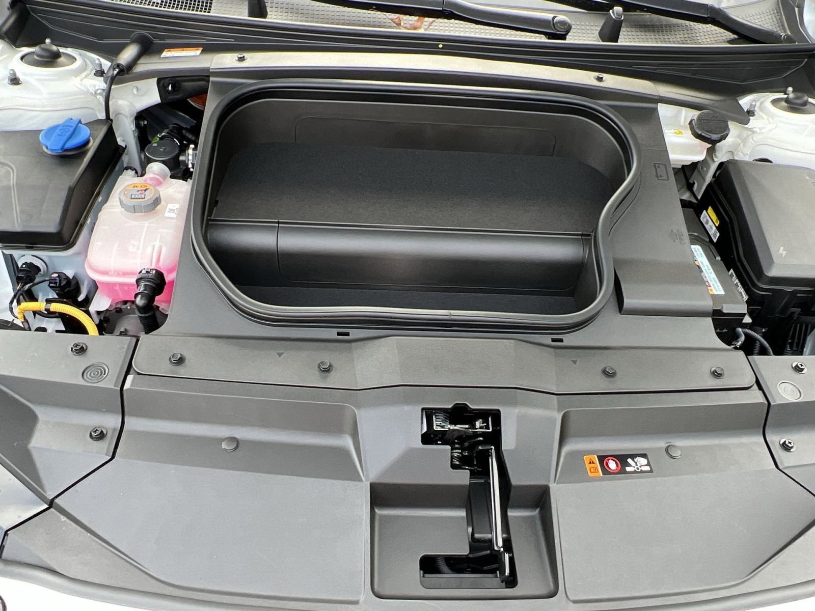 New 2025 Hyundai Ioniq 6 SE image 26