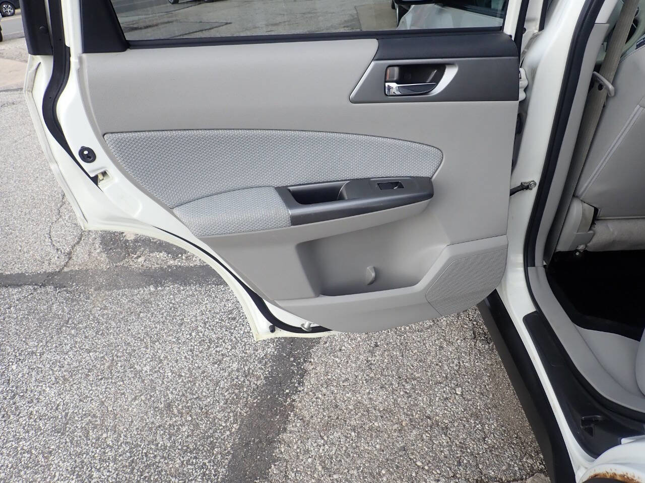 Used 2012 Subaru Forester 2.5X Premium w/ Popular Pkg 3 image 13