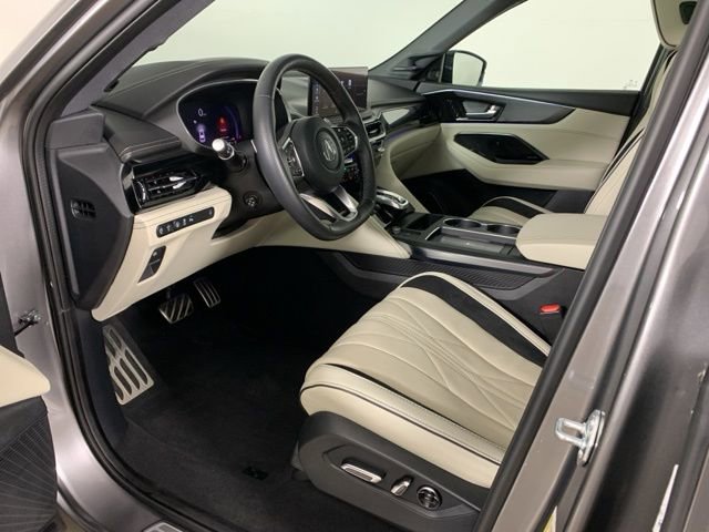 Used 2025 Acura MDX Type S image 31
