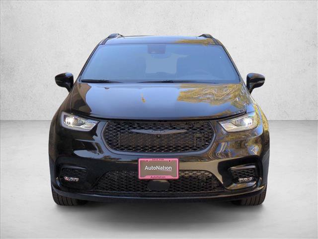 New 2026 Chrysler Pacifica Limited w/ S Appearance Package FWD image 5