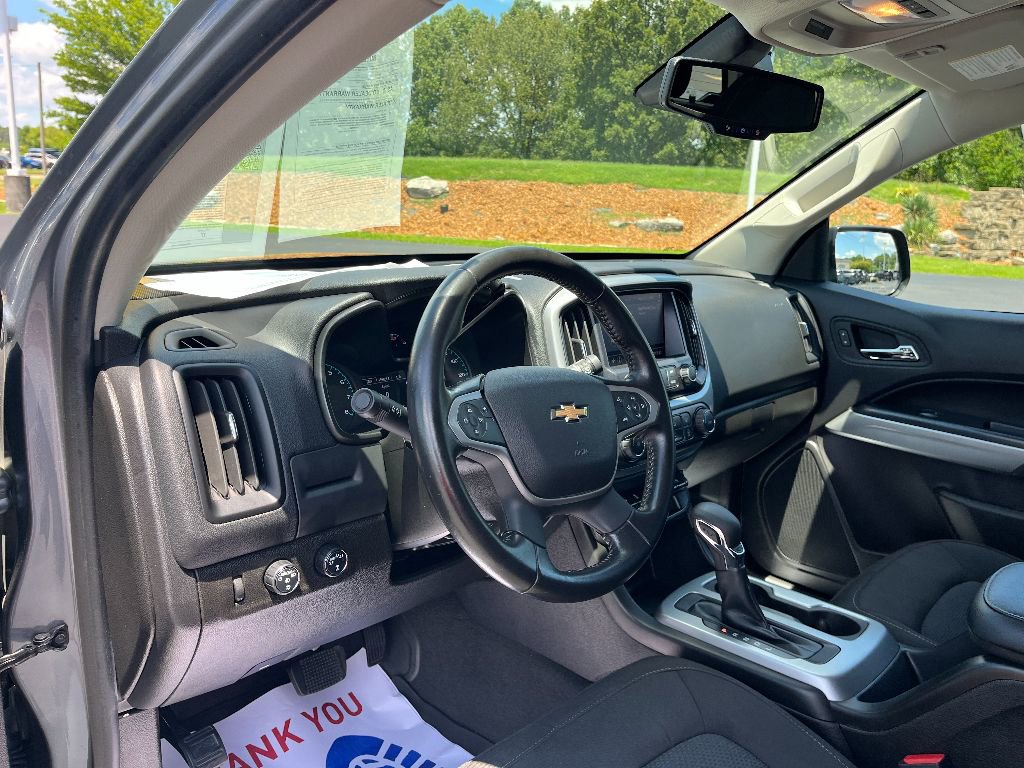 Used 2022 Chevrolet Colorado LT w/ Safety Package image 26