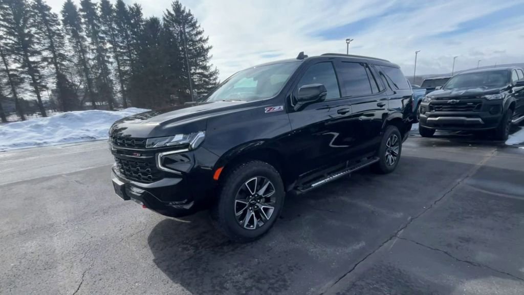 Certified 2024 Chevrolet Tahoe Z71 w/ Luxury Package image 4