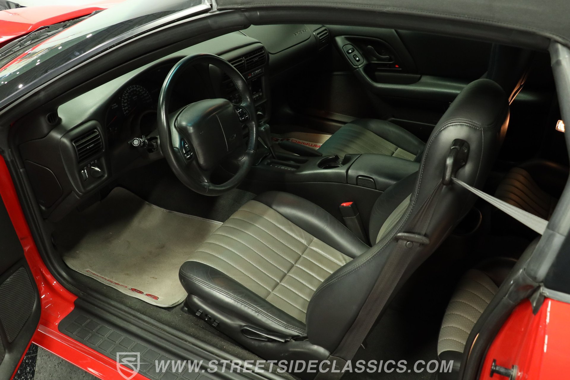 Used 2002 Chevrolet Camaro Z28 RWD image 4