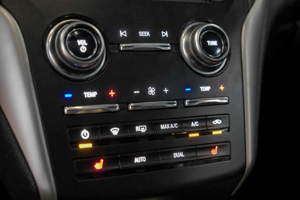 Used 2019 Lincoln MKC Select w/ Select Plus Package FWD image 31