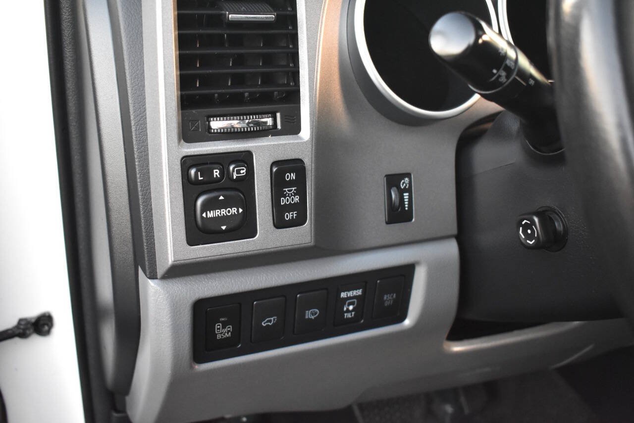 Used 2013 Toyota Sequoia Platinum AWD/4WD image 49