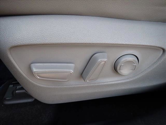 Used 2021 Toyota Highlander XLE image 15