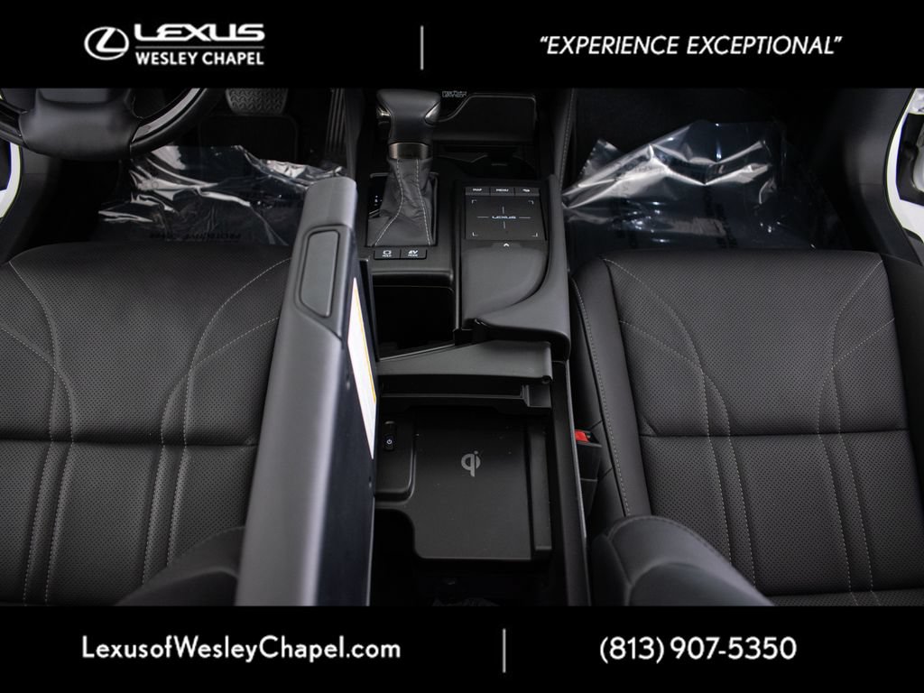 Used 2021 Lexus ES 300h Ultra Luxury w/ Accessory Package 2 FWD image 20