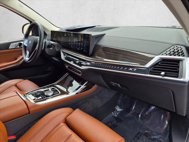Used 2026 BMW X7 xDrive40i AWD/4WD image 24