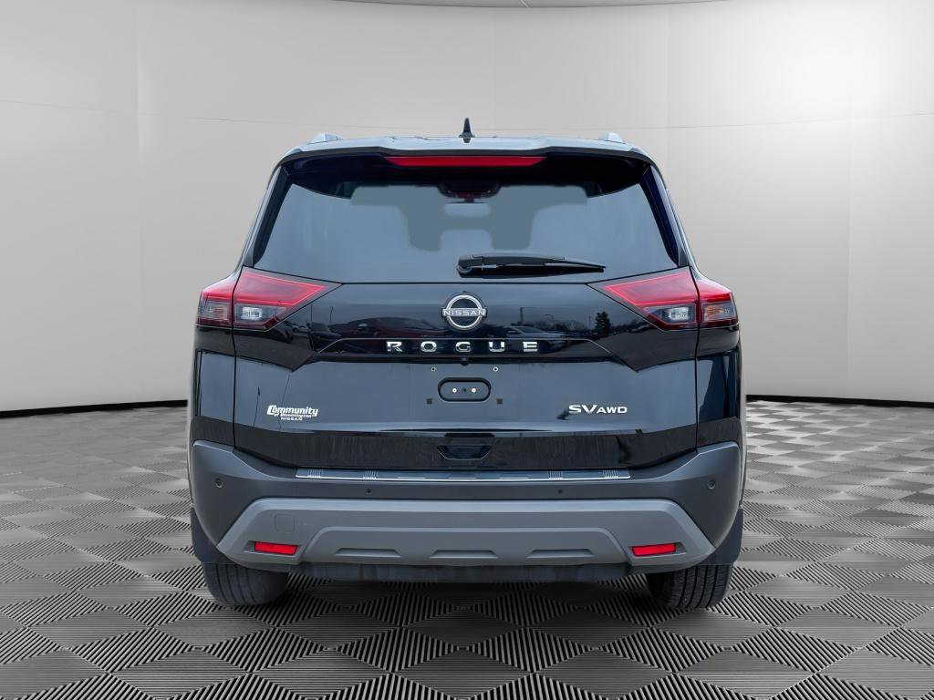 Used 2023 Nissan Rogue SV w/ SV Premium B Package image 9