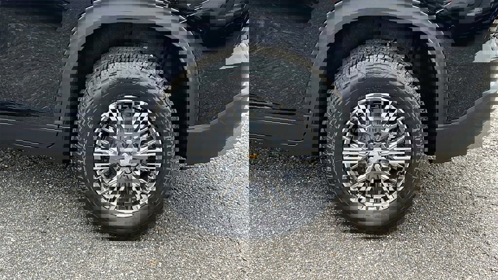 New 2026 Chevrolet Traverse LT image 9