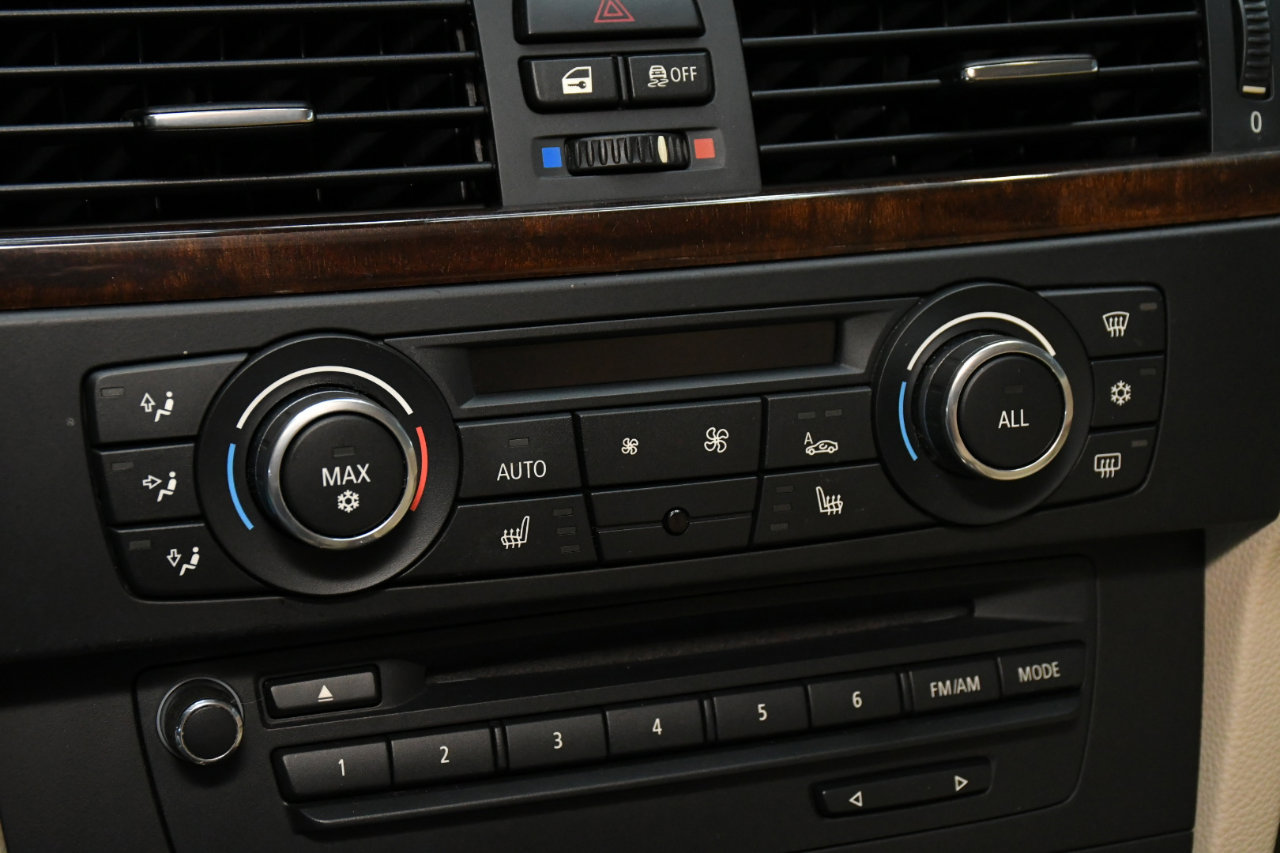 Used 2011 BMW 335i Coupe image 21