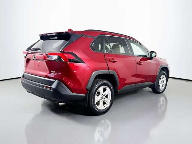 Certified 2020 Toyota RAV4 XLE w/ Convenience Package AWD/4WD image 8