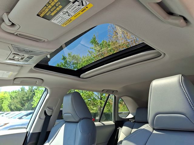 Certified 2021 Toyota RAV4 XLE Premium AWD/4WD image 14