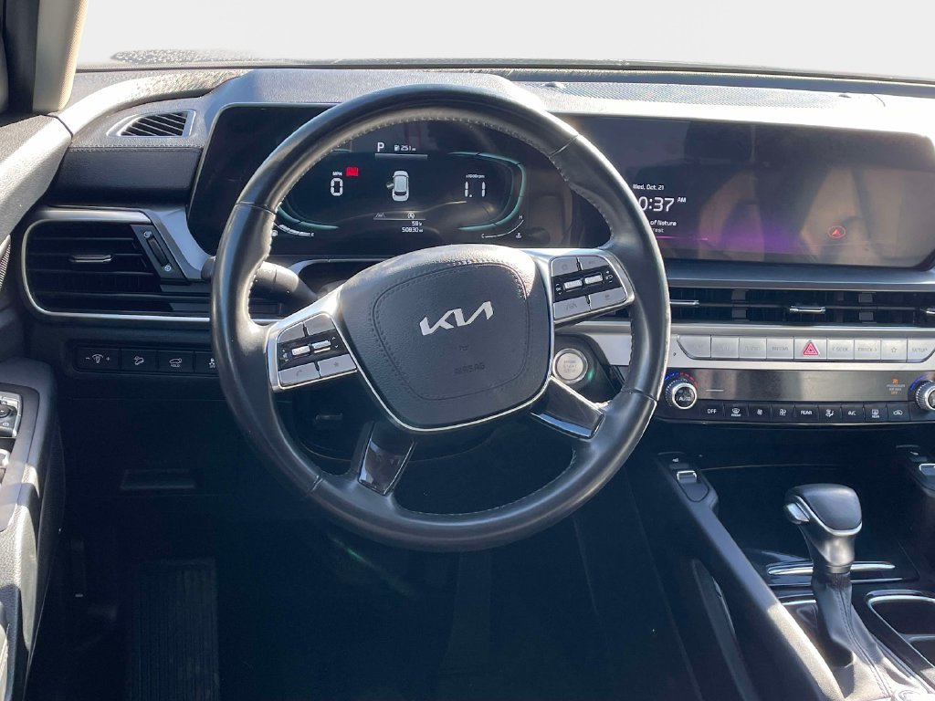 Used 2025 Kia Telluride S FWD image 19