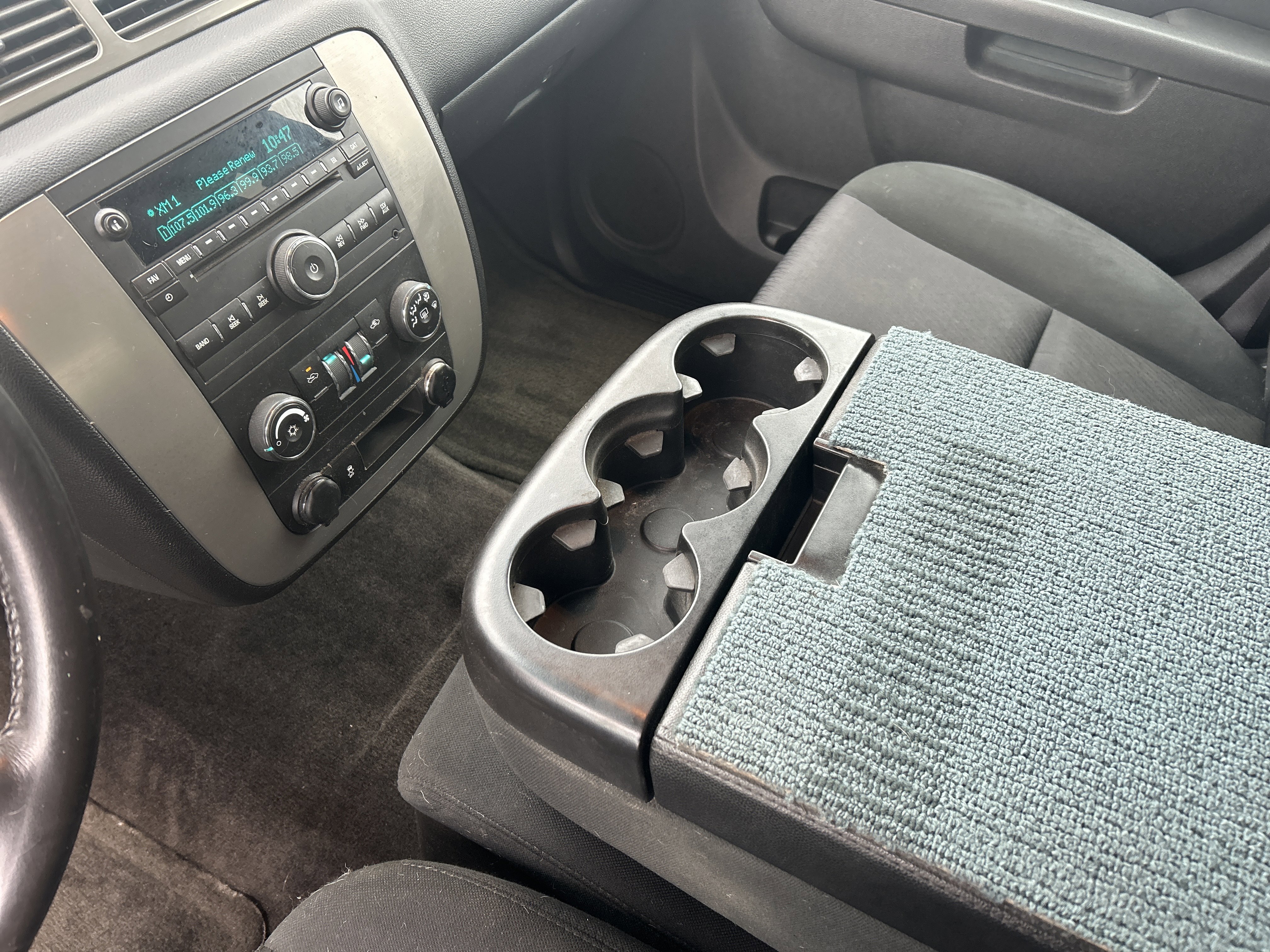 Used 2012 Chevrolet Avalanche LS image 22