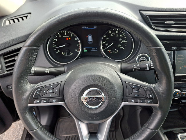 Used 2018 Nissan Rogue SV w/ Premium Package AWD/4WD image 20