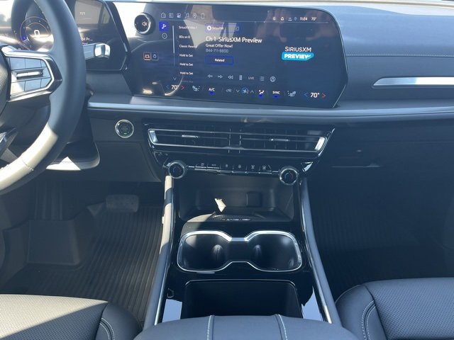 New 2026 Chevrolet Traverse LT w/ Driver Confidence Package image 25