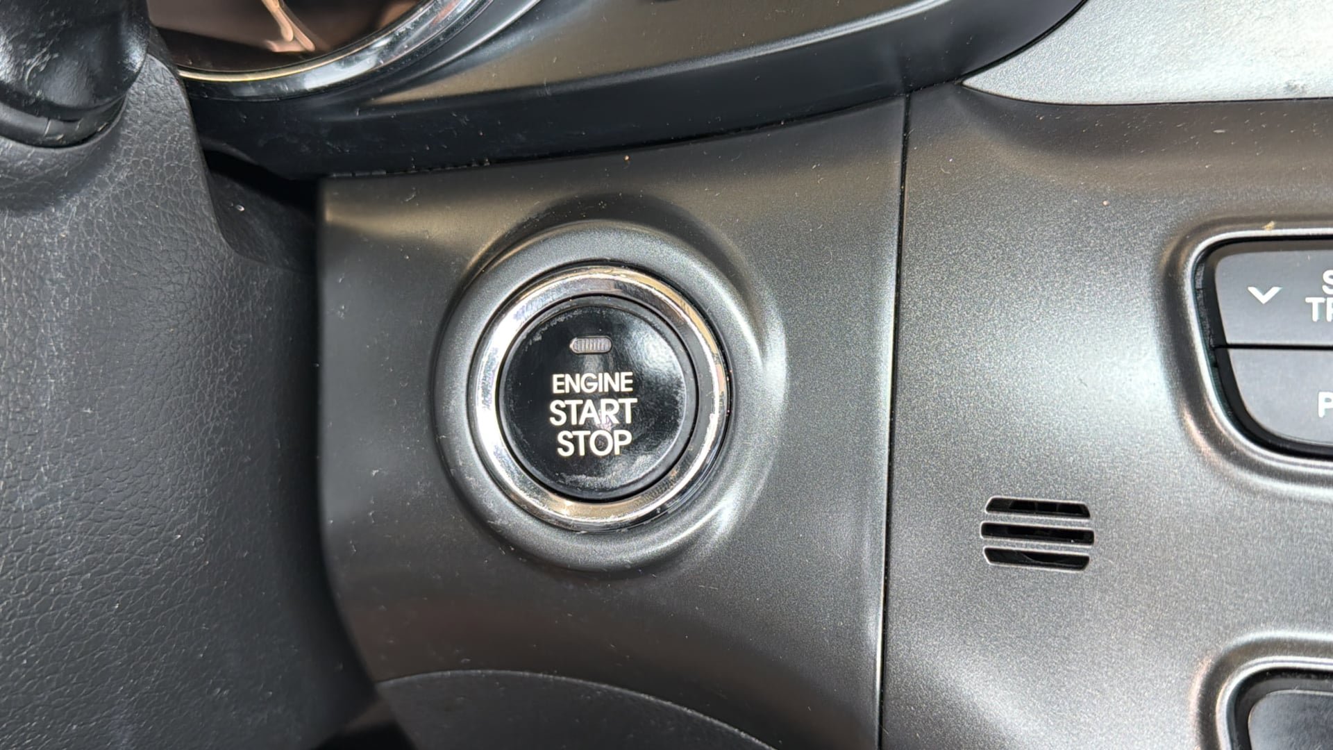 Used 2013 Kia Optima SX w/ Limited Pkg FWD image 24