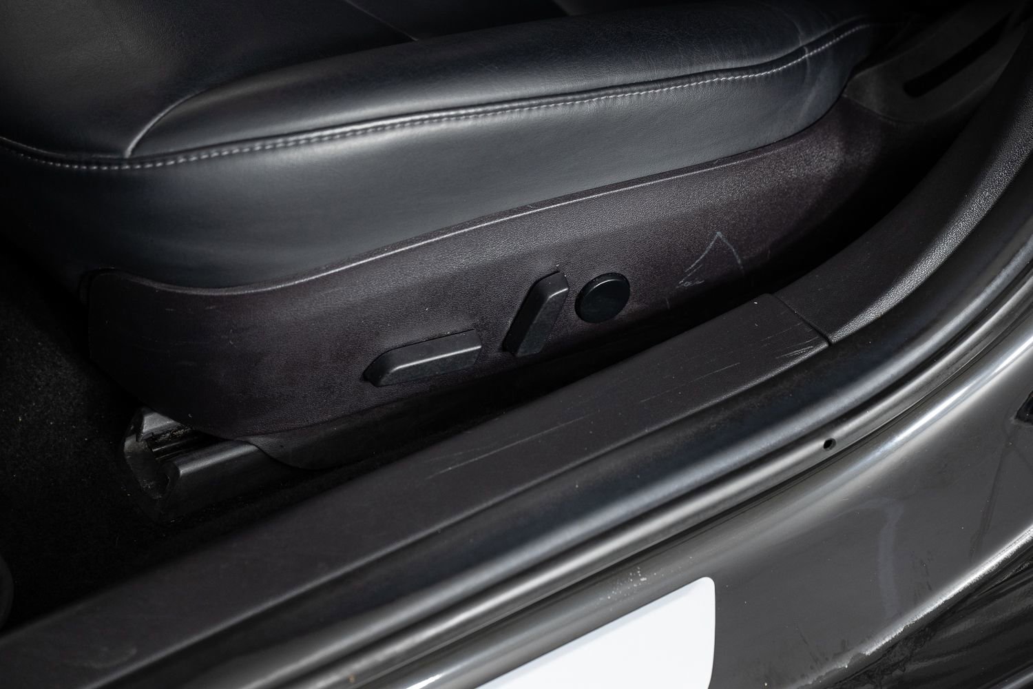 Used 2018 Tesla Model 3 Long Range image 16