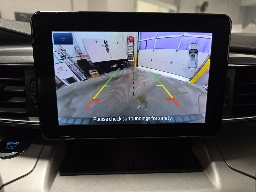 Used 2023 Ford Explorer XLT w/ Equipment Group 202A image 27