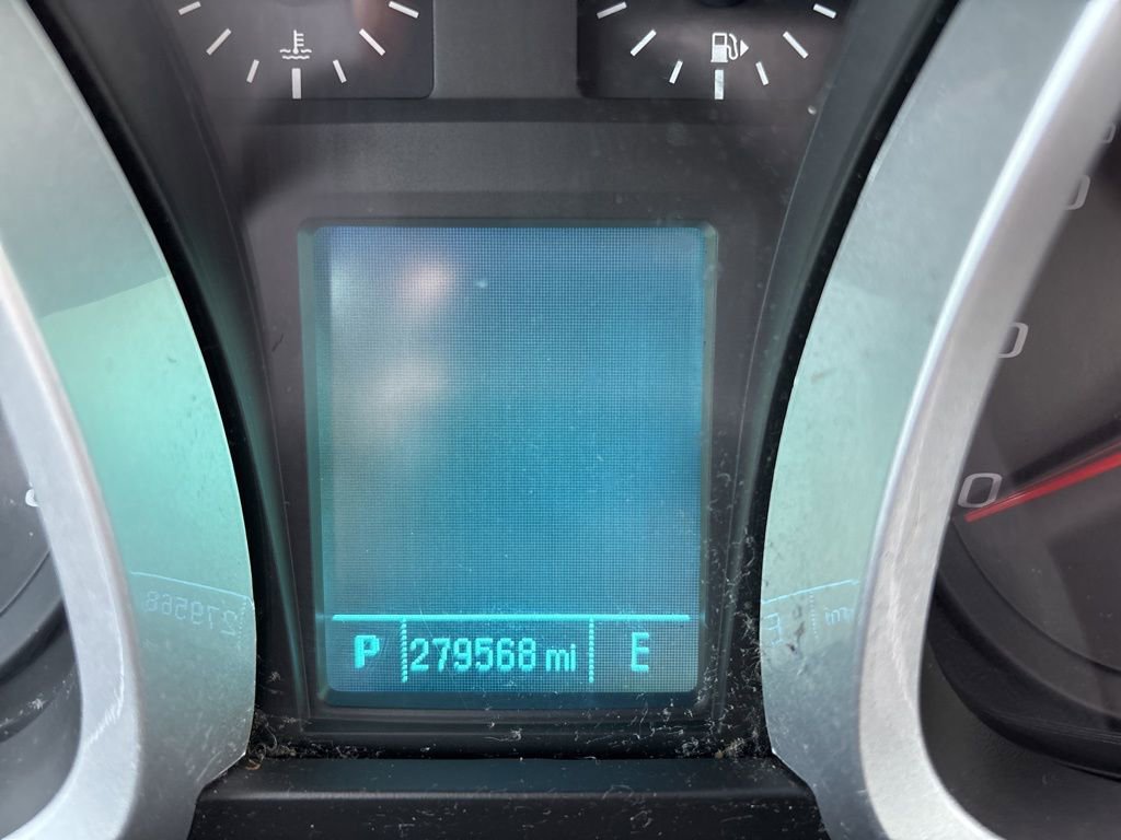 Used 2014 Chevrolet Equinox LS image 22