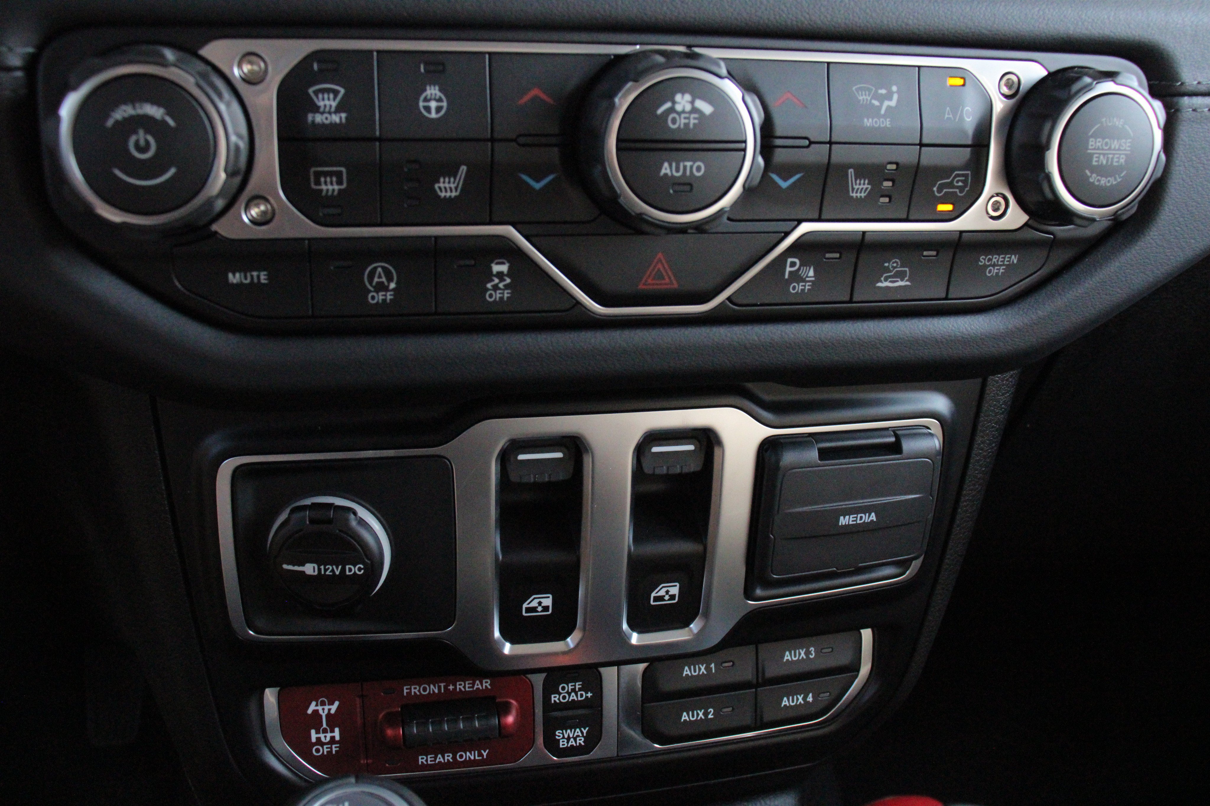 New 2027 Jeep Wrangler Rubicon AWD/4WD image 19