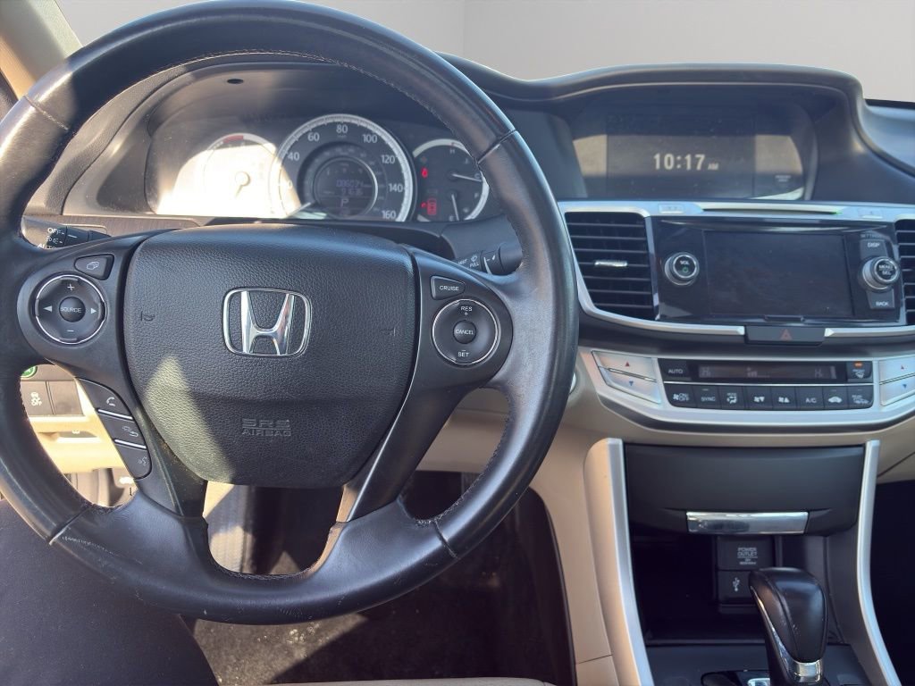 Used 2015 Honda Accord EX-L image 12