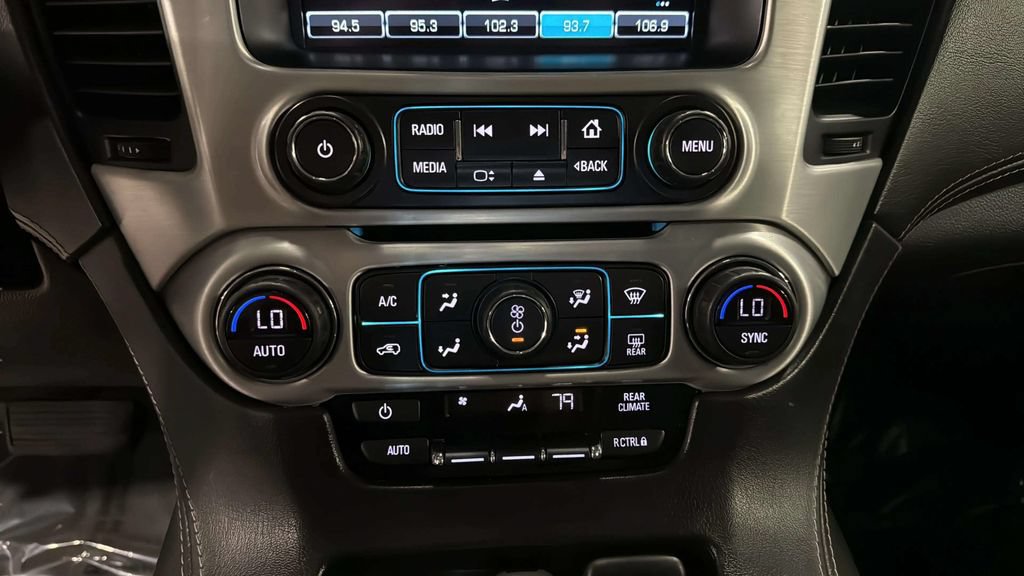 Used 2020 GMC Yukon SLE AWD/4WD image 30
