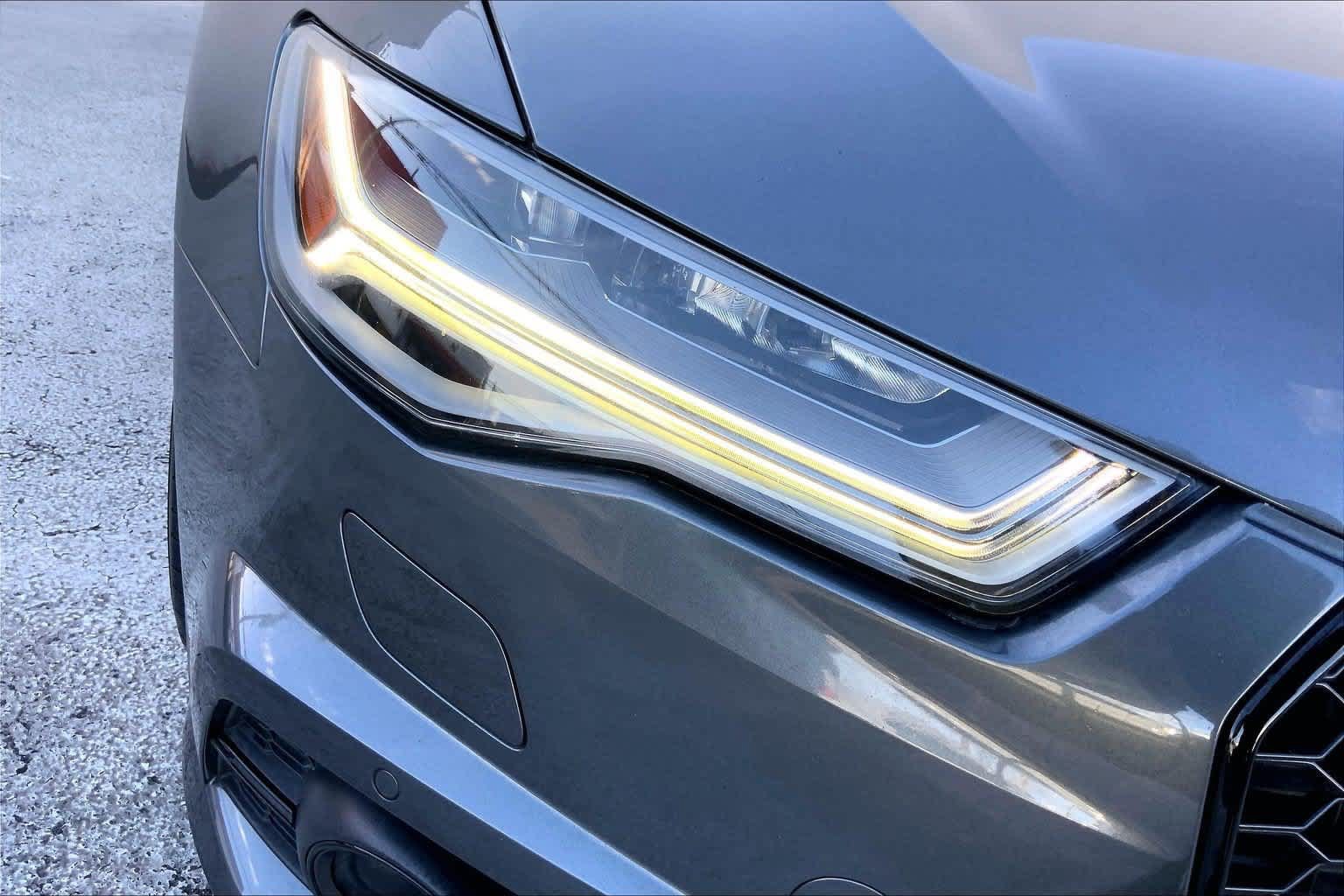 Used 2018 Audi S6 Prestige AWD/4WD image 31