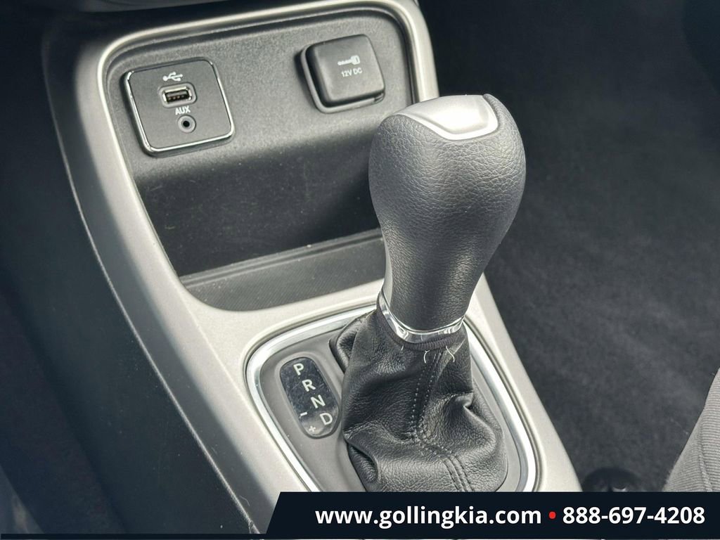 Used 2018 Jeep Compass Sport image 27