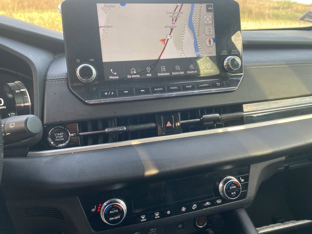 Used 2022 Mitsubishi Outlander SEL Black Edition image 14