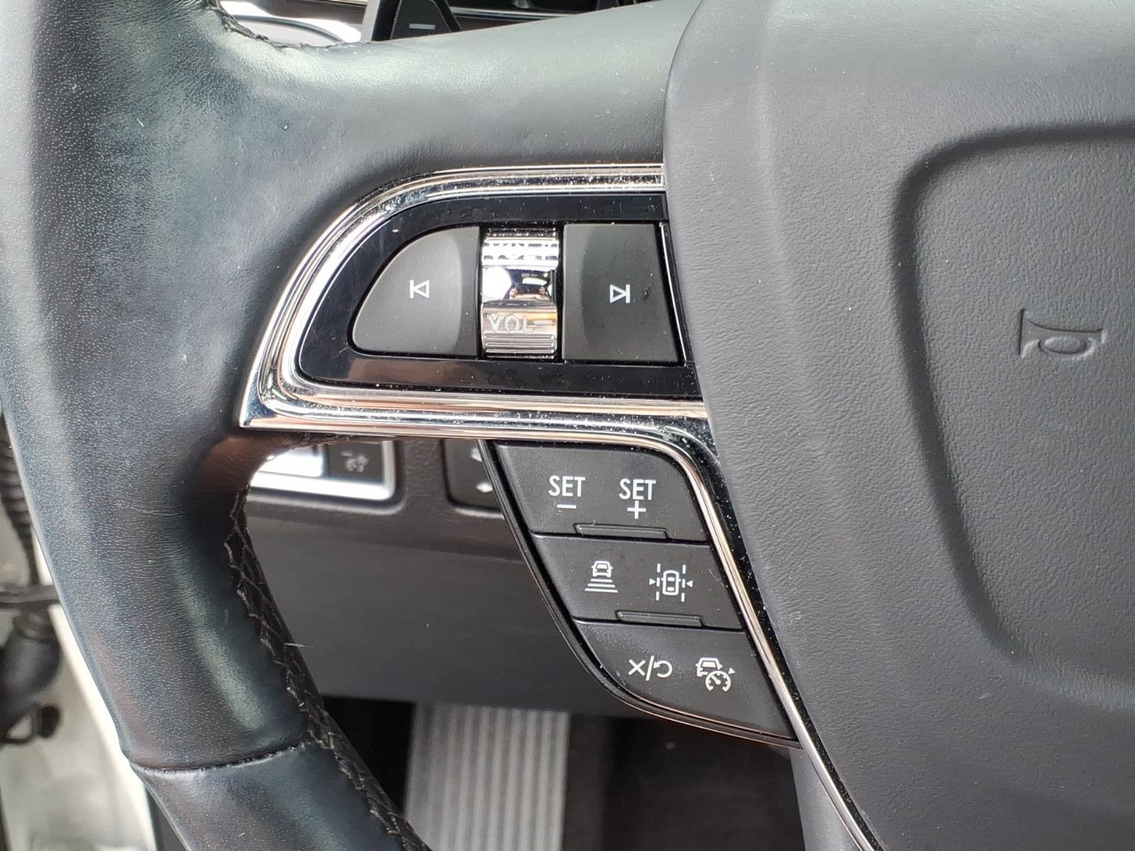 Used 2022 Lincoln Navigator Reserve AWD/4WD image 25