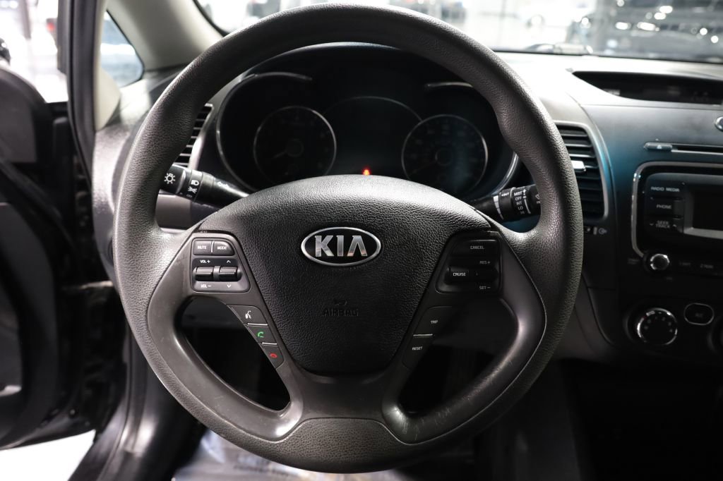 Used 2018 Kia Forte LX image 21