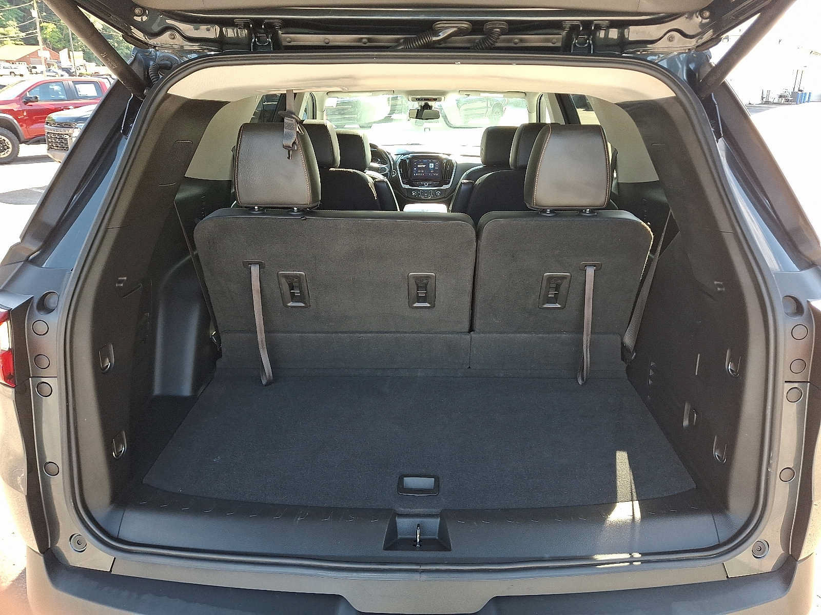 Used 2021 Chevrolet Traverse RS AWD/4WD image 27
