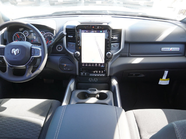 New 2027 RAM 3500 Big Horn AWD/4WD image 25
