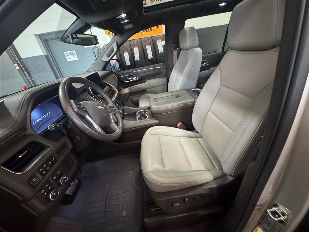 Used 2022 Chevrolet Tahoe LT w/ LT Signature Plus Package image 19