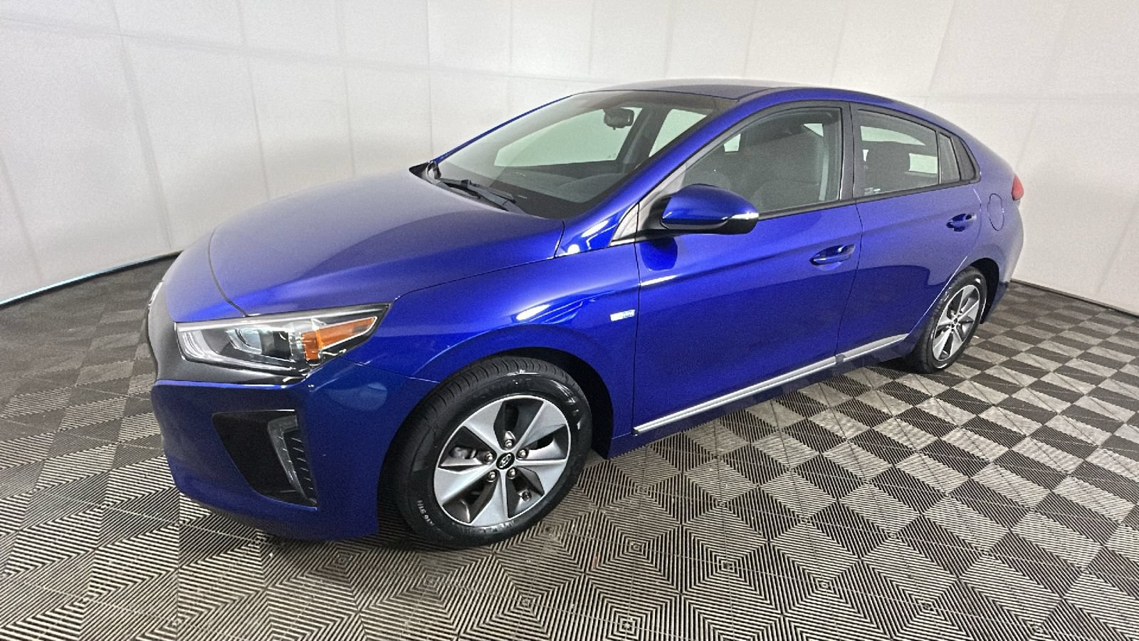 Used 2019 Hyundai Ioniq Electric FWD image 7