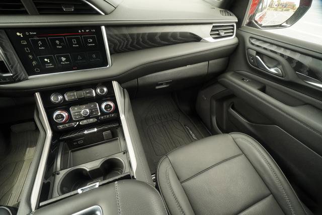Used 2024 GMC Yukon Denali w/ LPO, Floor Liner Package AWD/4WD image 12