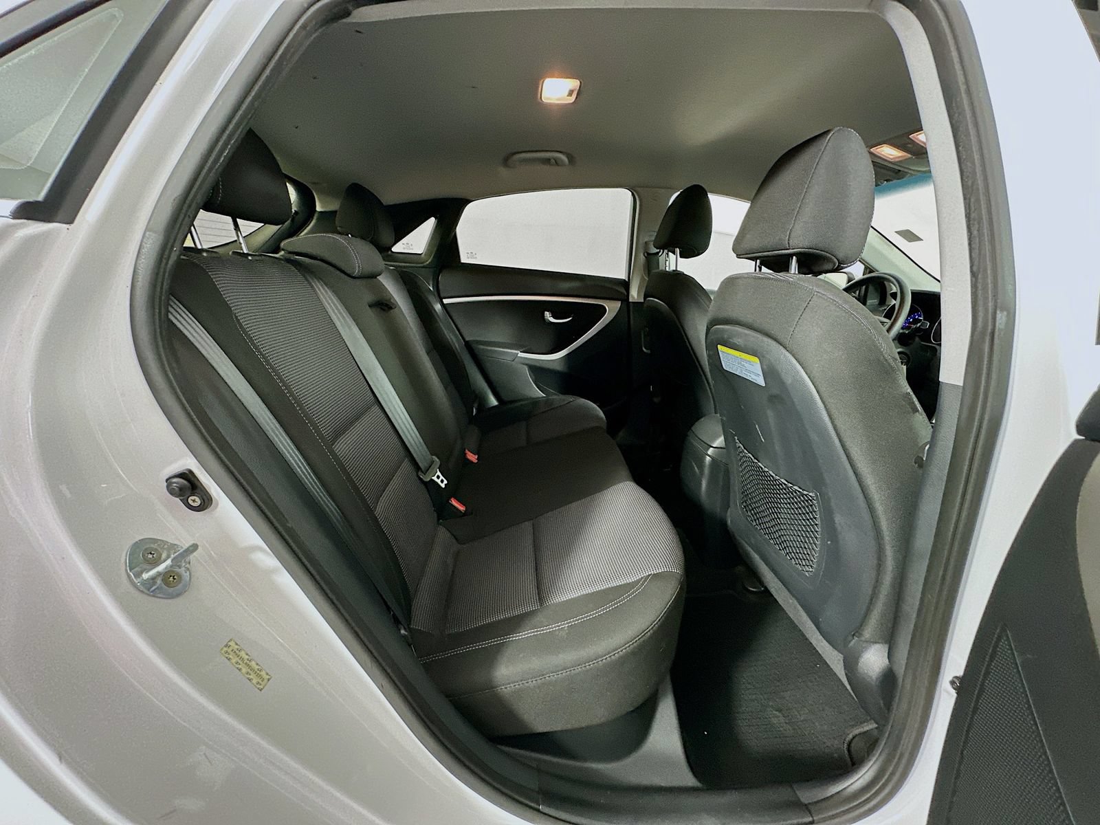 Used 2014 Hyundai Elantra GT FWD image 24
