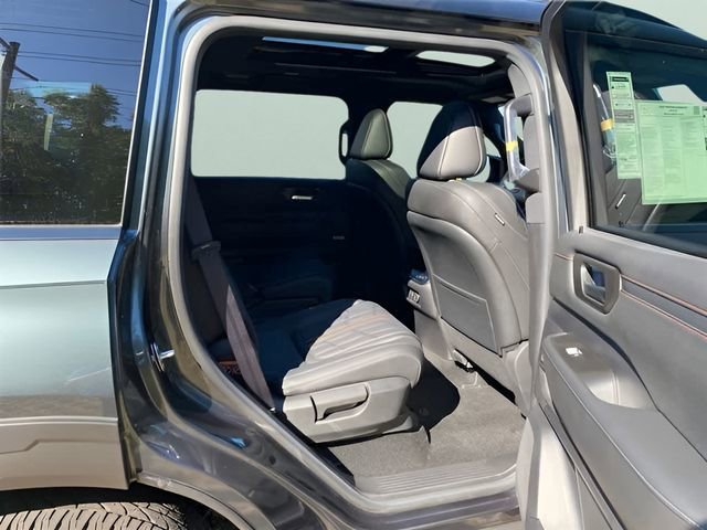 New 2026 Nissan Armada PRO-4X AWD/4WD image 25