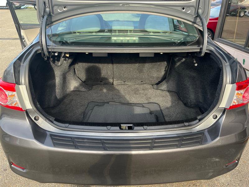 Used 2012 Toyota Corolla image 20